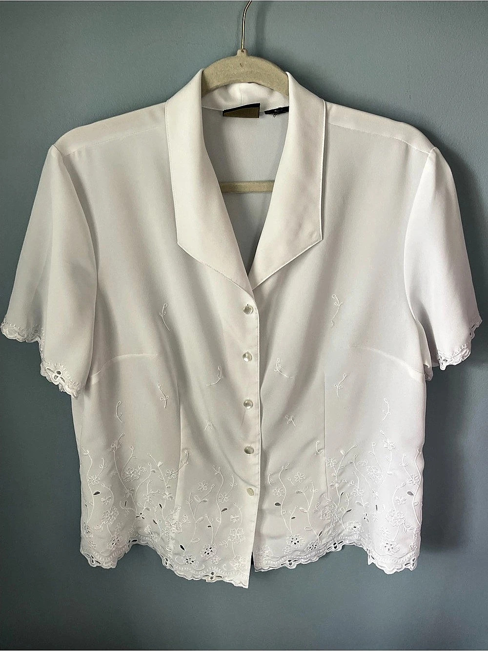 Vintage Laura Scott White Lace Hem Blouse Like New
